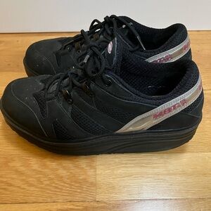 MBT Sport 04 Rocker Toning Walking Shoes Black/Silver US 9